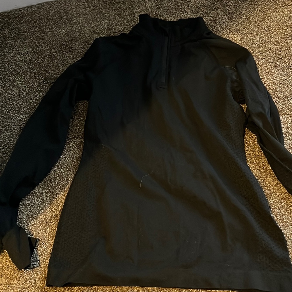 Black Figs Performance Zip